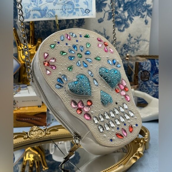 🆕 BETSEY JOHNSON 🧿 NWOT Bone-Jour Sugar Skull Crossbody Bag, White & Rainbow - Picture 7 of 13
